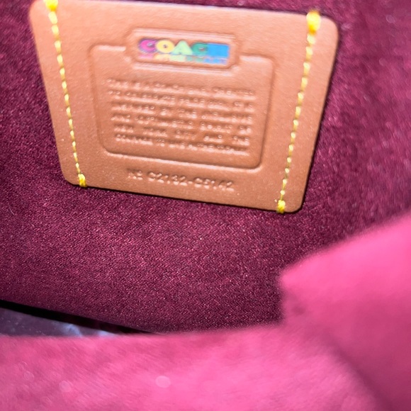 Rainbow coach bag and slides - Picture 3 of 4